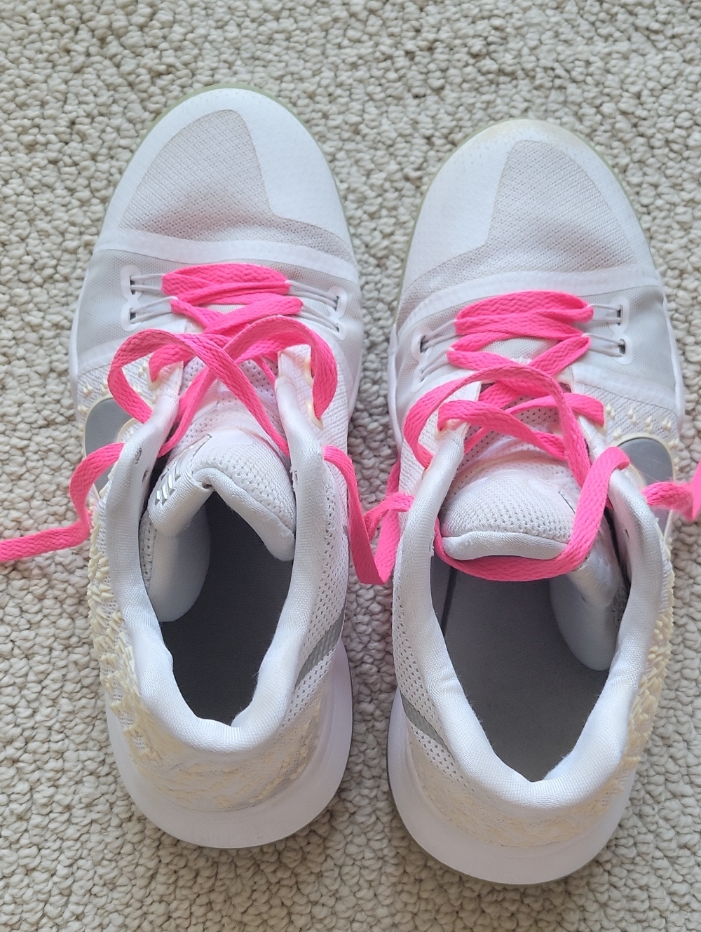Nike White Women's Athletic Sneakers with Bright Pink Laces